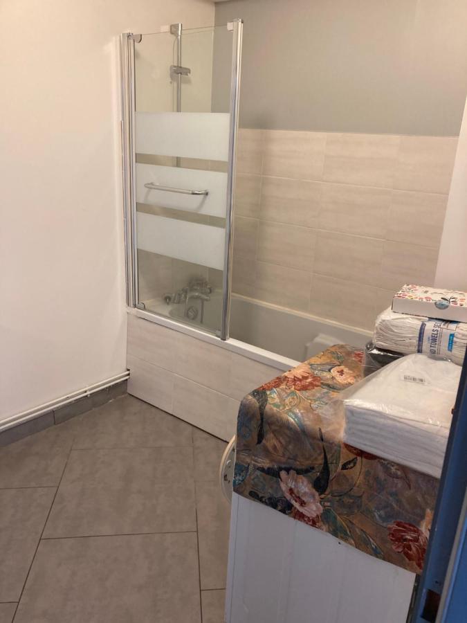Appartement Meuble Calais Exterior photo